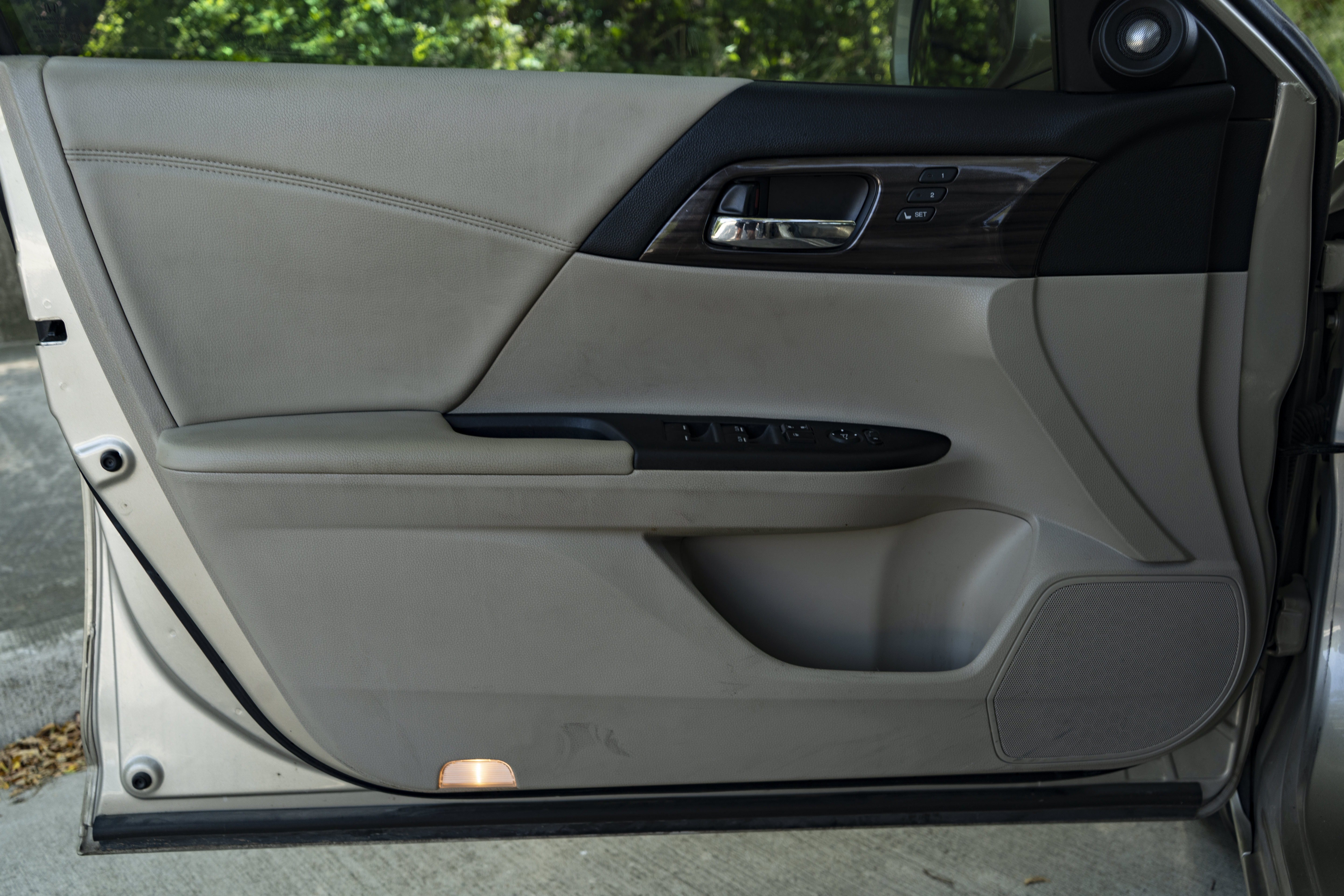 Used 2016 Honda Accord EX-L image 38