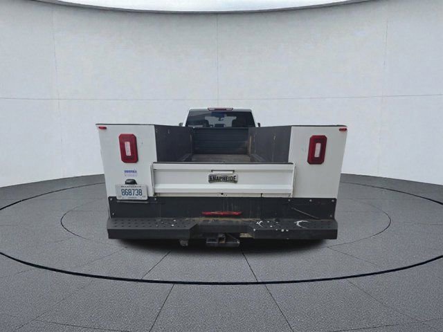 Used 2020 Chevrolet Silverado 3500 LT w/ Convenience Package image 4