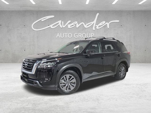 Used 2025 Nissan Pathfinder SV image 1