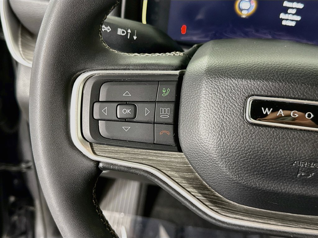 Used 2024 Jeep Wagoneer Series II AWD/4WD image 22