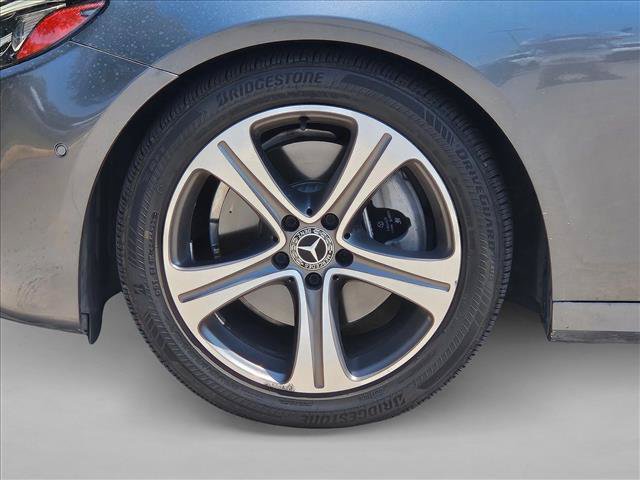 Used 2018 Mercedes-Benz E 300 image 14