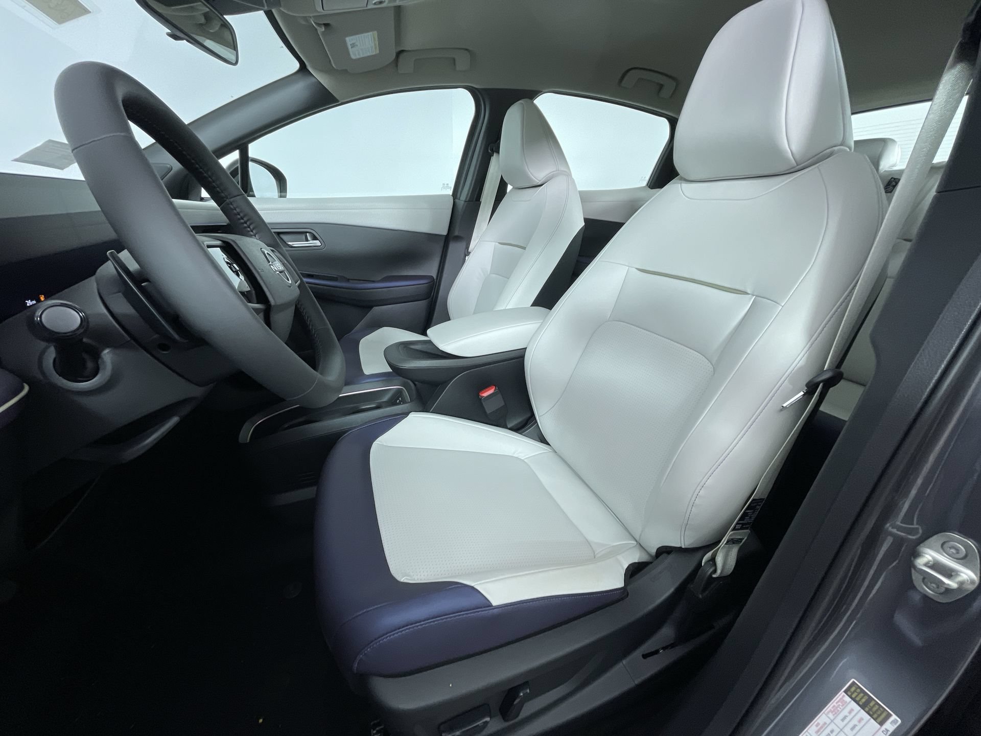 New 2026 Nissan Leaf SV+ FWD image 15