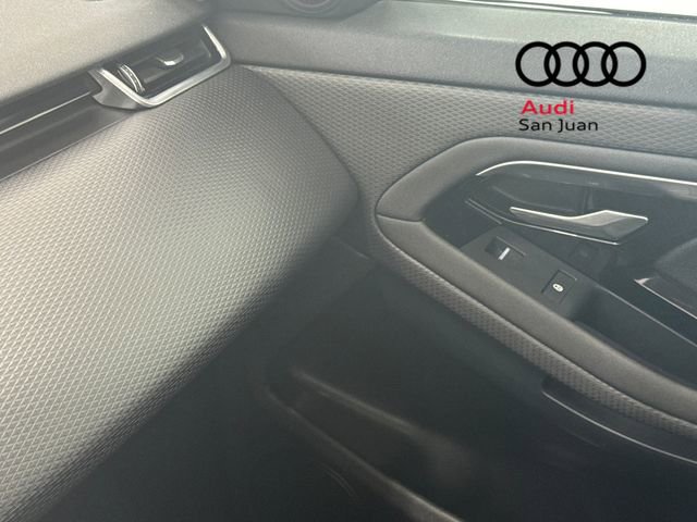 Used 2020 Land Rover Range Rover Evoque S image 37