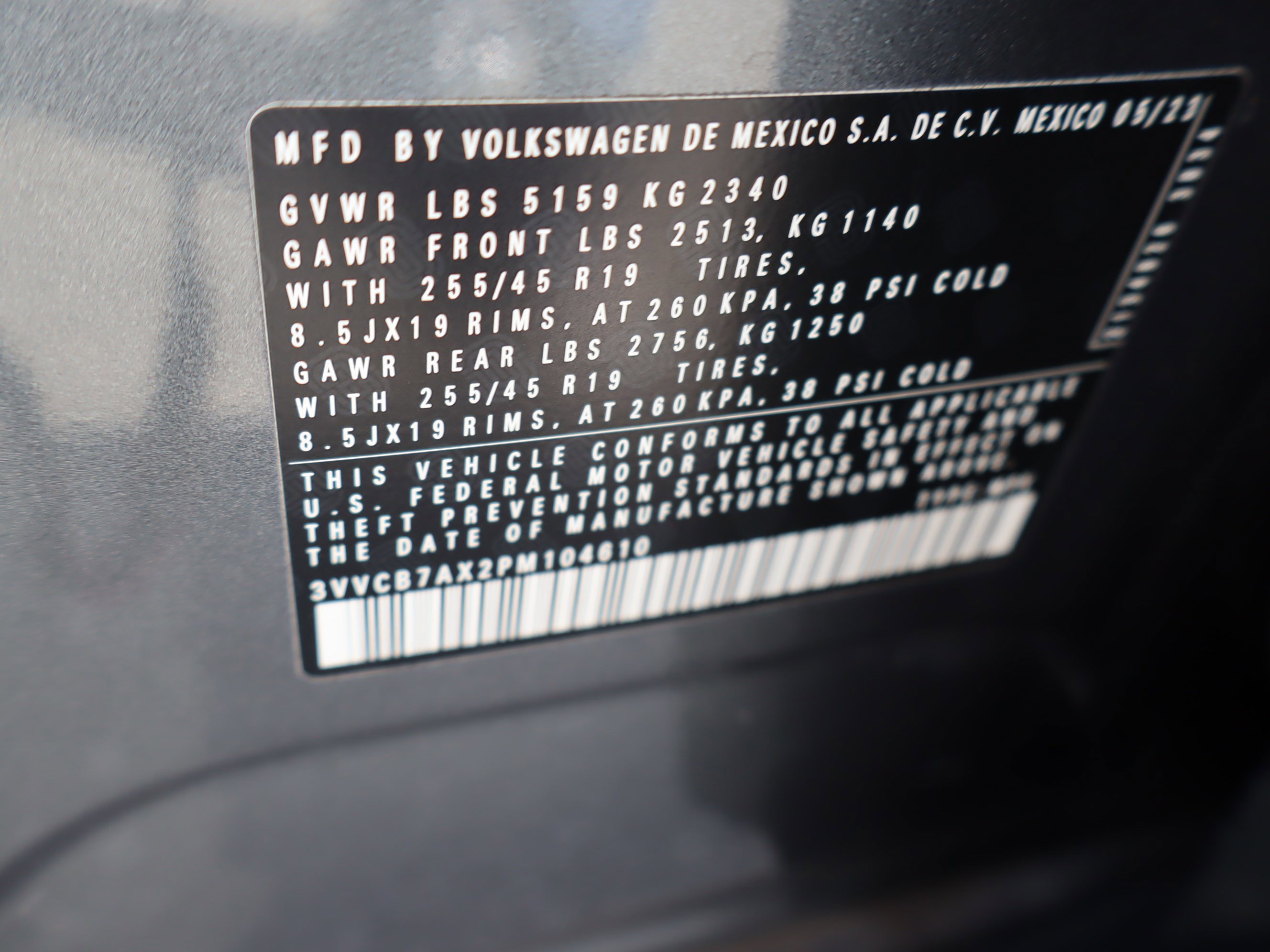 Used 2023 Volkswagen Tiguan SE R-Line image 44