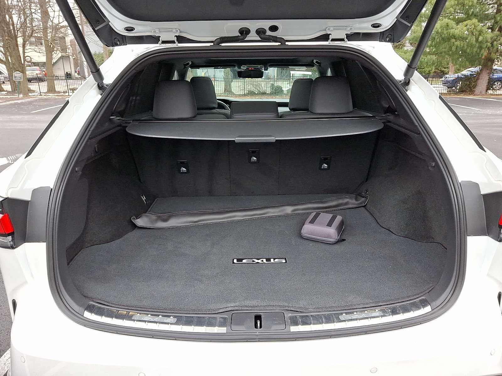 Certified 2024 Lexus RX 350 w/ Convenience Package image 29