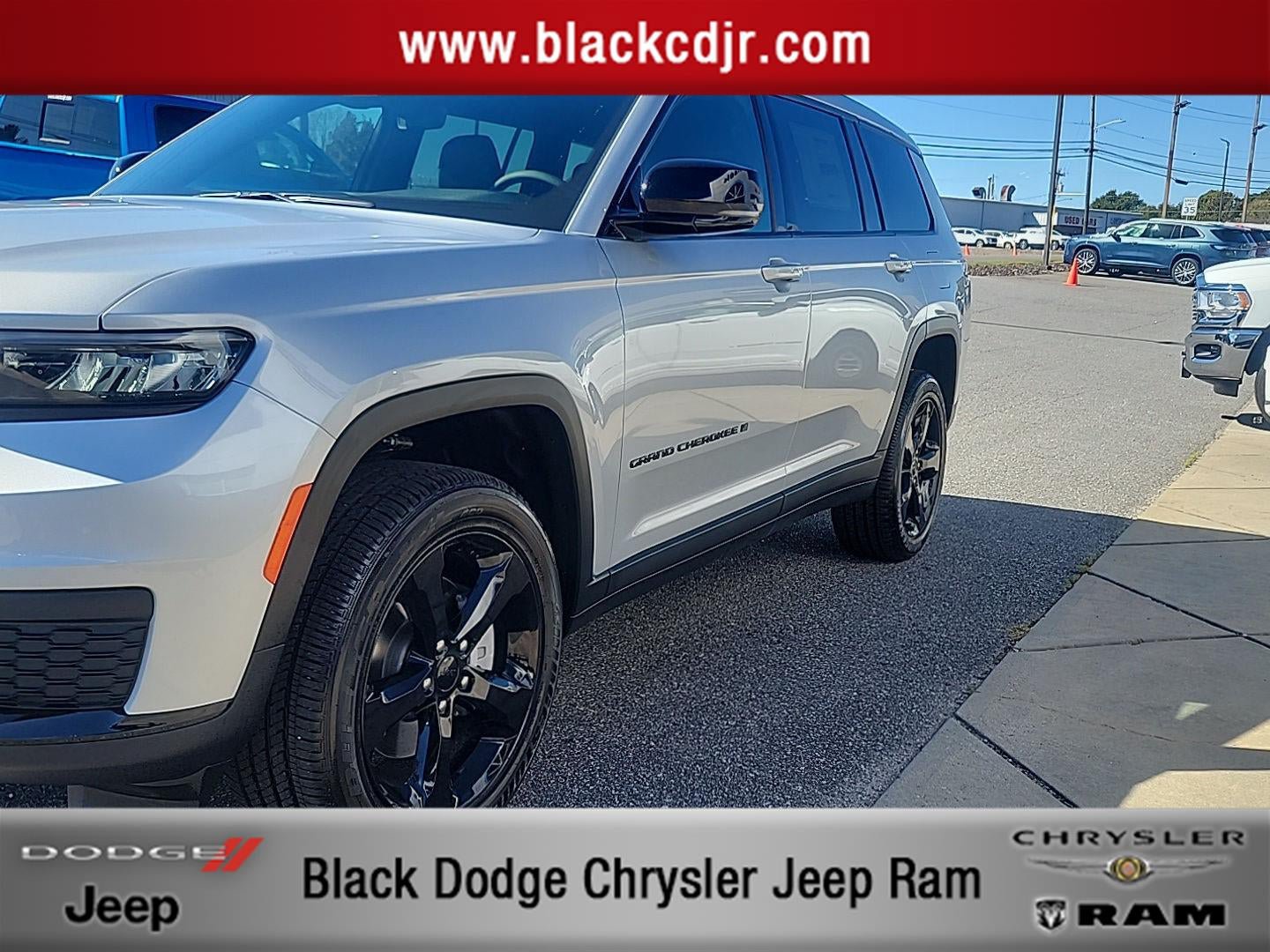 New 2025 Jeep Grand Cherokee L Altitude AWD/4WD video 1