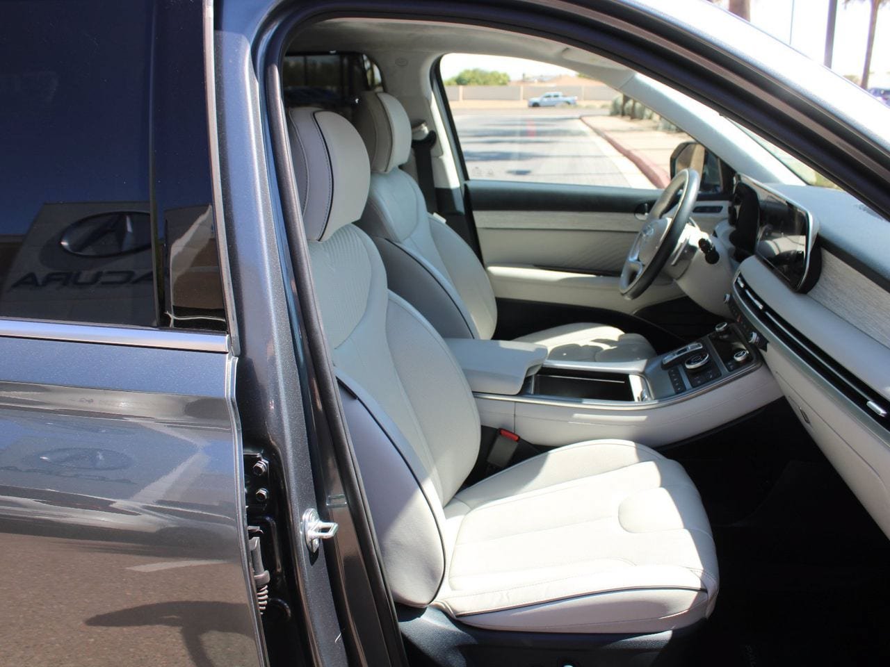 Used 2024 Hyundai Palisade Calligraphy AWD/4WD image 17