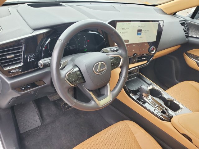 Used 2025 Lexus NX 350h AWD w/ Accessory Package (2T) image 16