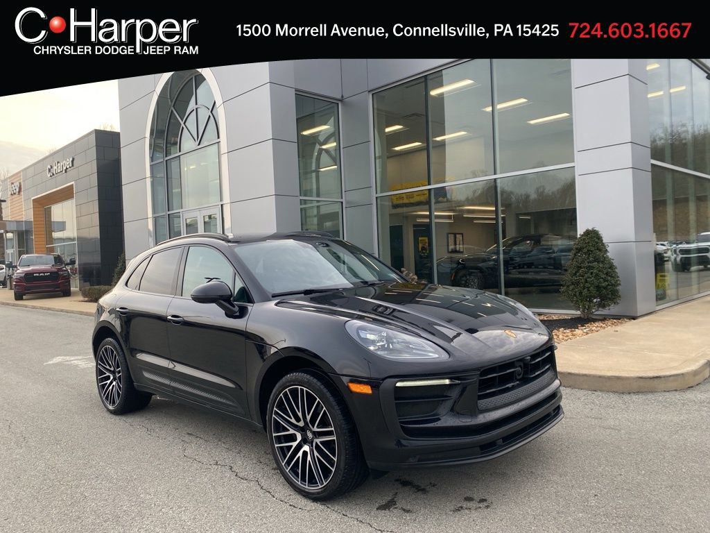 Used 2022 Porsche Macan Base image 1