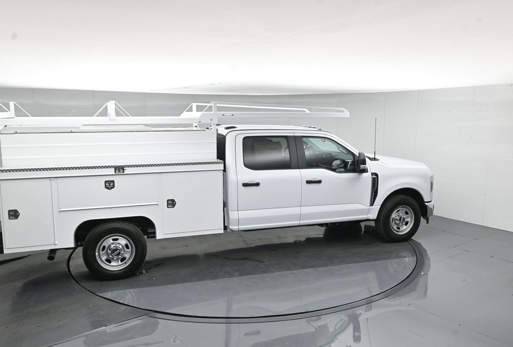 New 2026 Ford F350 XL w/ XL Chrome Package RWD image 48