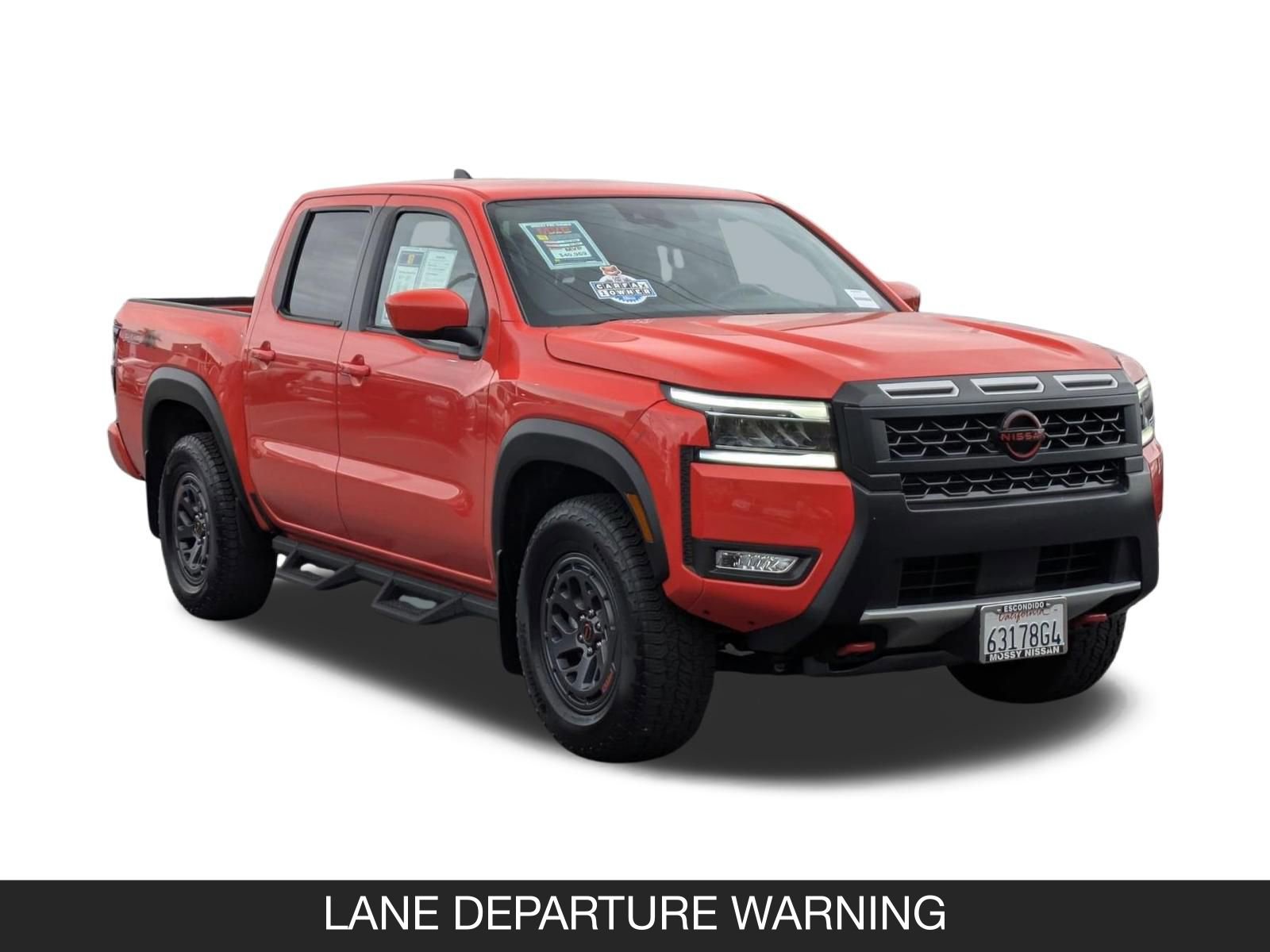 Used 2025 Nissan Frontier PRO-4X image 2