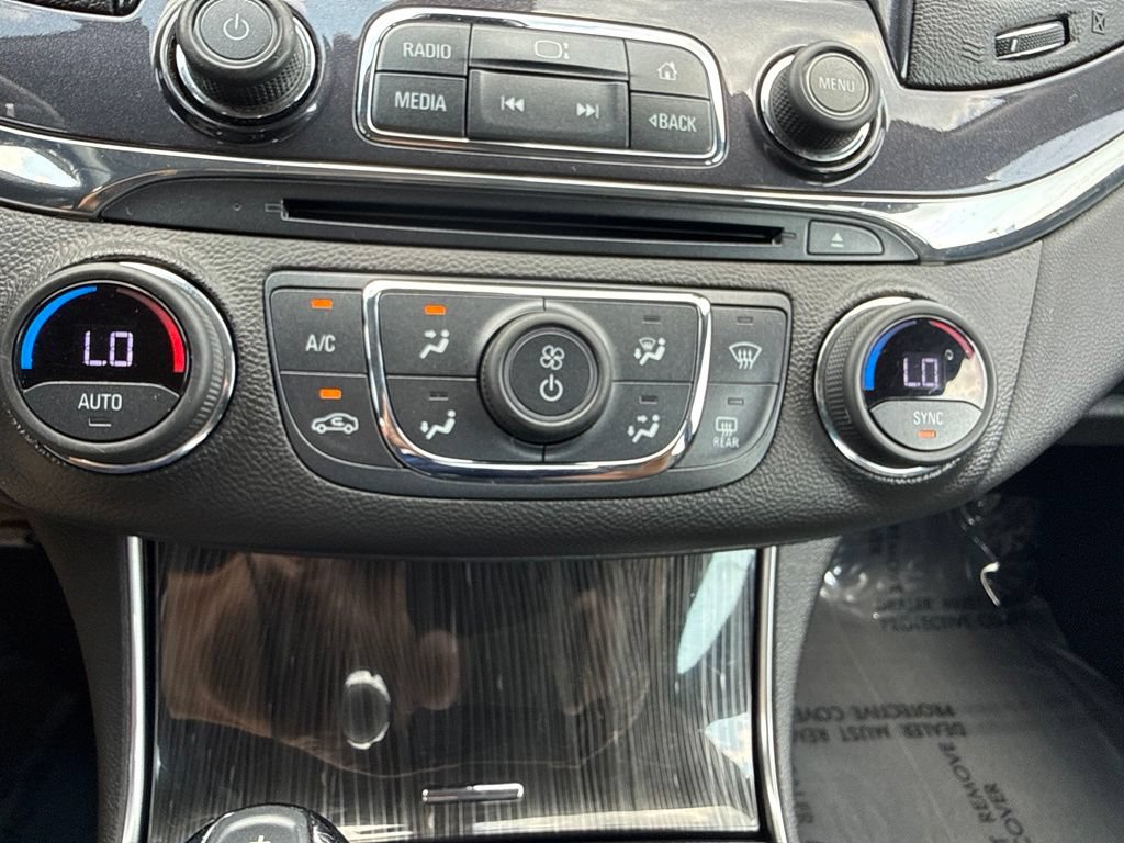 Used 2018 Chevrolet Impala Premier FWD image 20