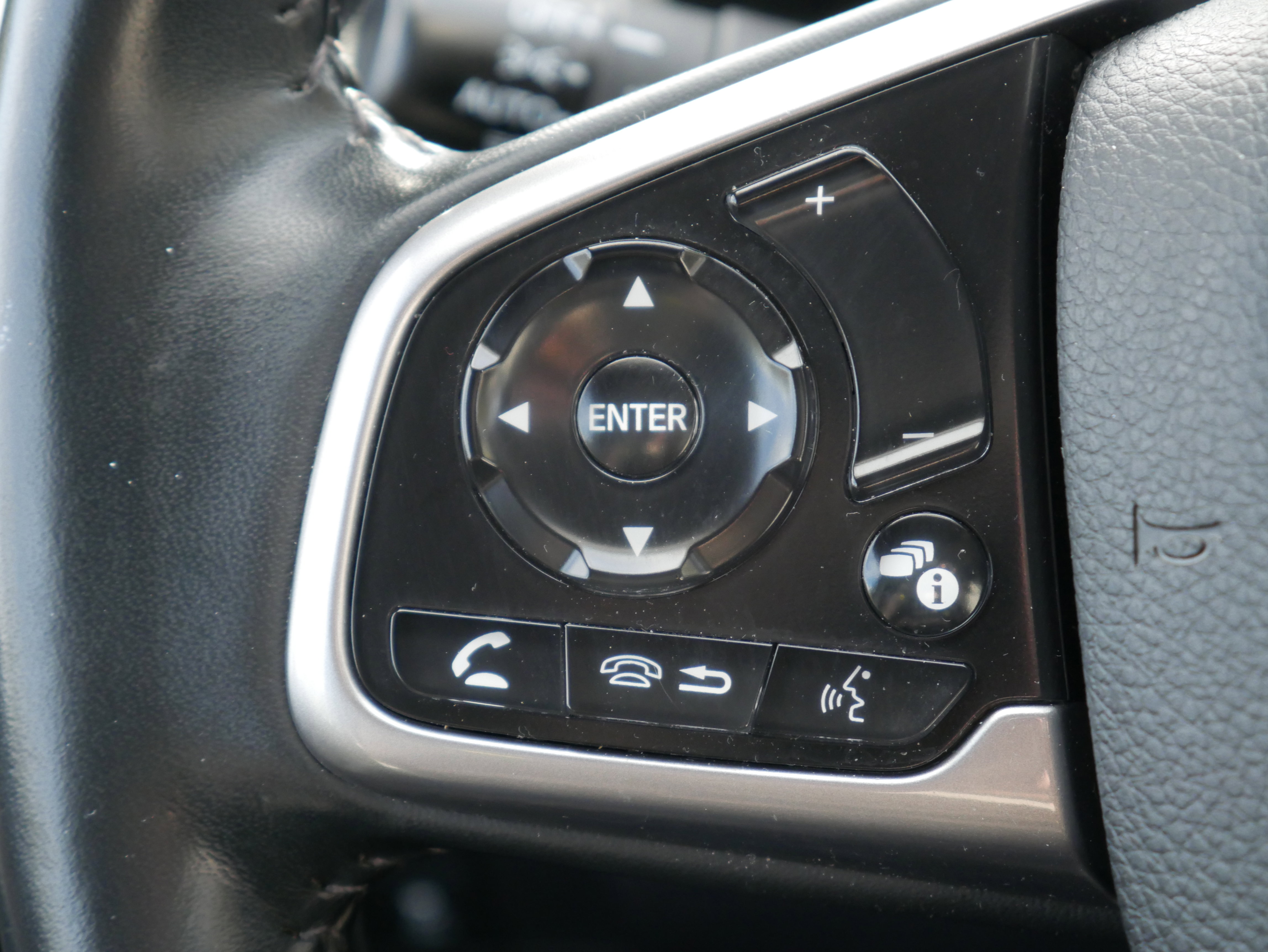 Used 2021 Honda CR-V Touring image 24