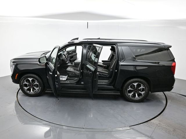 Used 2025 GMC Yukon XL AT4 Ultimate w/ LPO, Floor Liner Package image 45