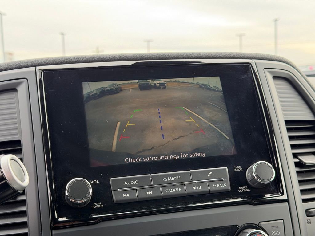 Used 2024 Nissan Titan SV w/ SV Convenience Package image 32