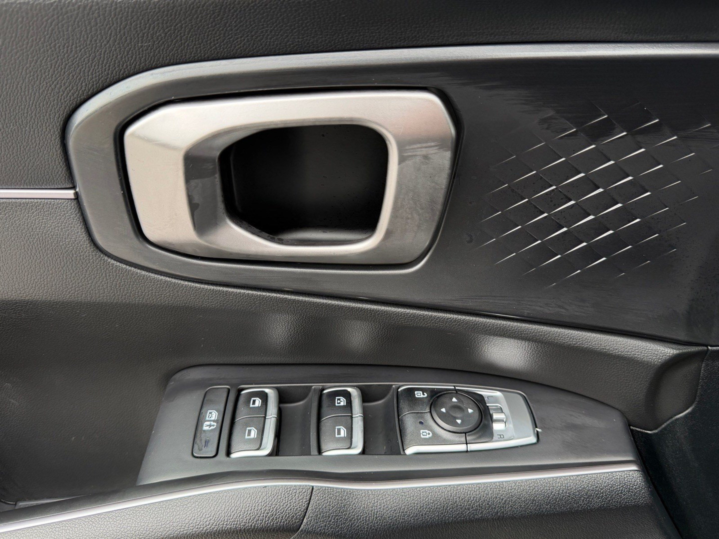 Certified 2023 Kia Sorento S FWD image 22