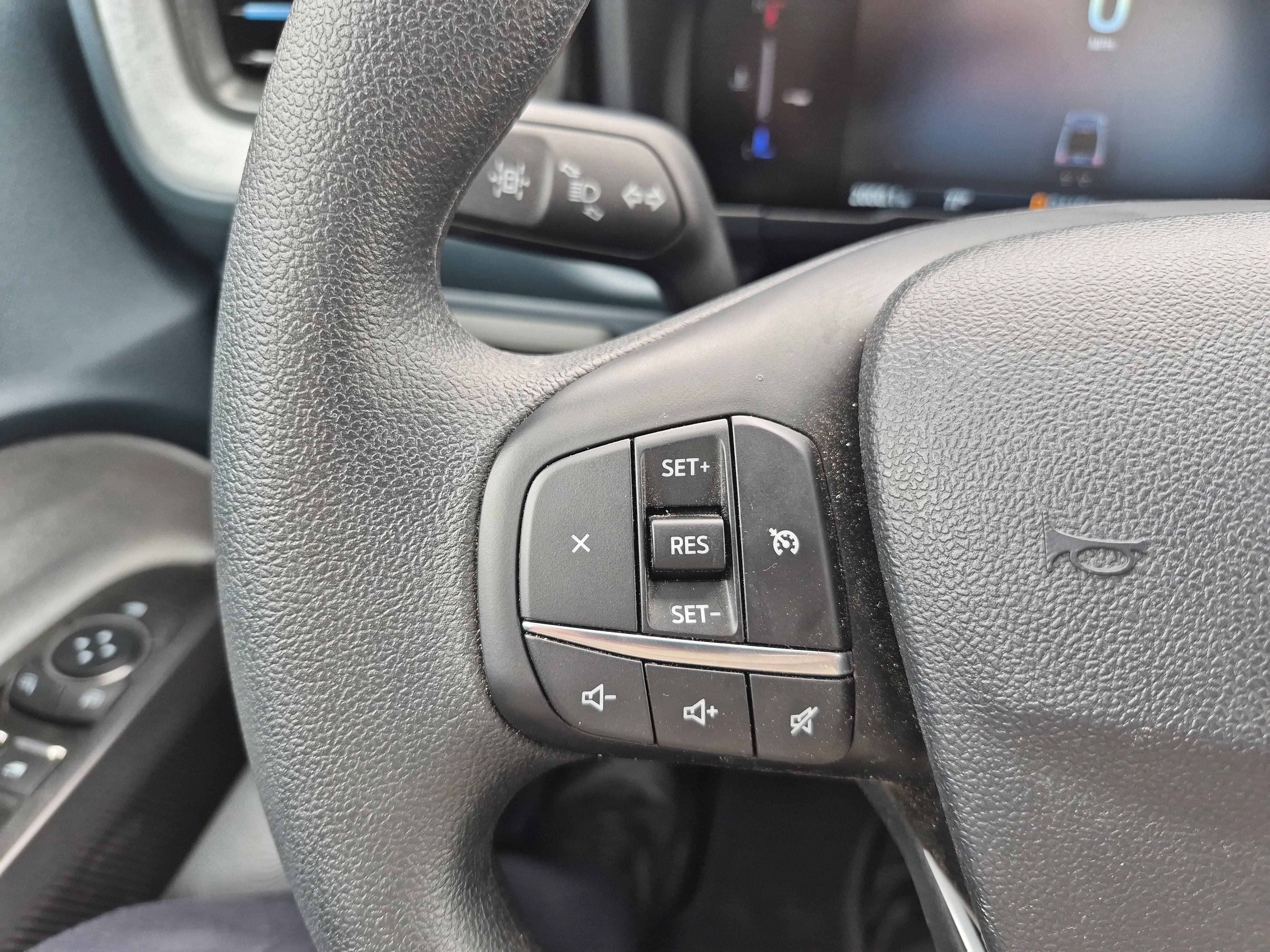 New 2025 Ford Maverick XLT image 24