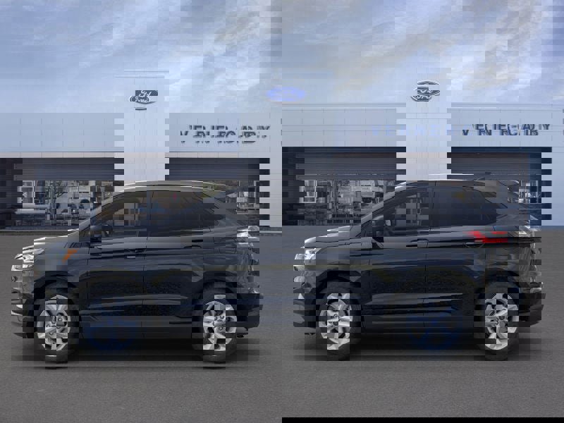 New 2024 Ford Edge SE image 3