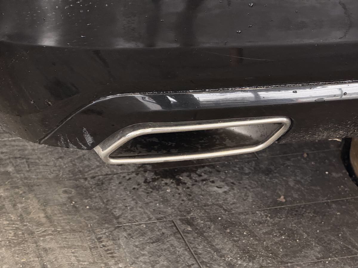 Used 2010 Mercedes-Benz S 550 4MATIC Sedan image 18