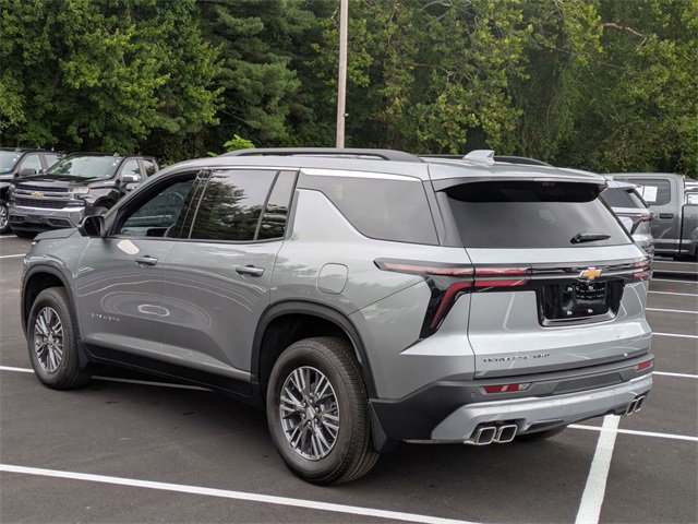 New 2026 Chevrolet Traverse LT w/ Driver Confidence Package image 5