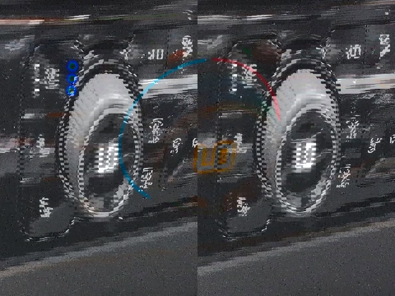 Used 2024 Chevrolet Silverado 2500 High Country w/ Technology Package image 22