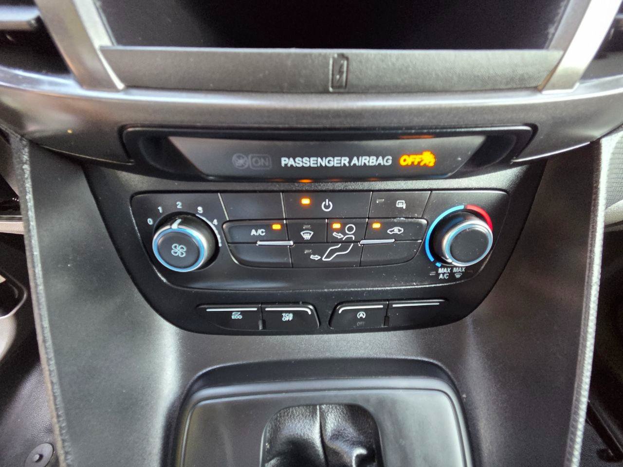 Used 2022 Ford Transit Connect XLT FWD image 27