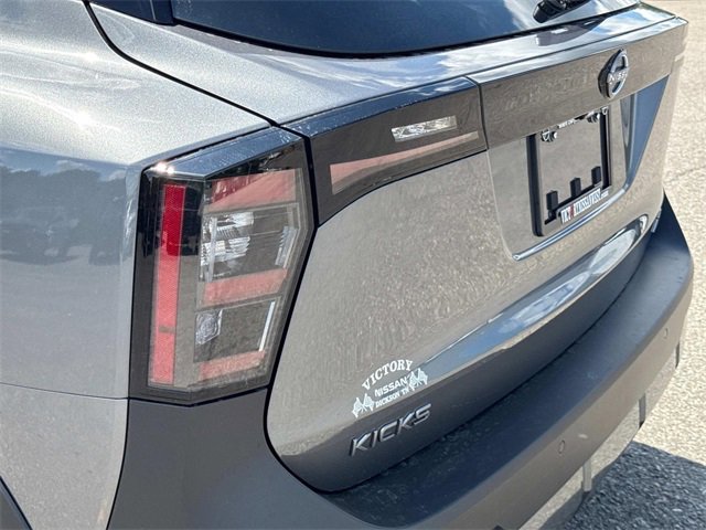 New 2025 Nissan Kicks SV w/ SV Premium Package image 12