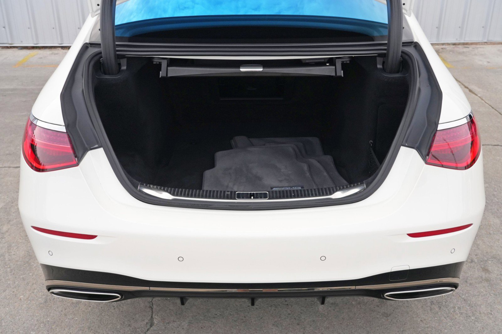 Used 2023 Mercedes-Benz S 580 4MATIC Sedan image 10