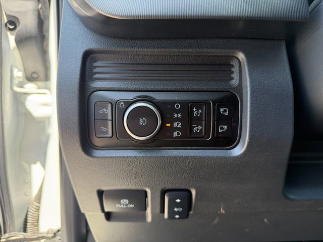 Used 2026 Ford F350 Platinum AWD/4WD image 9