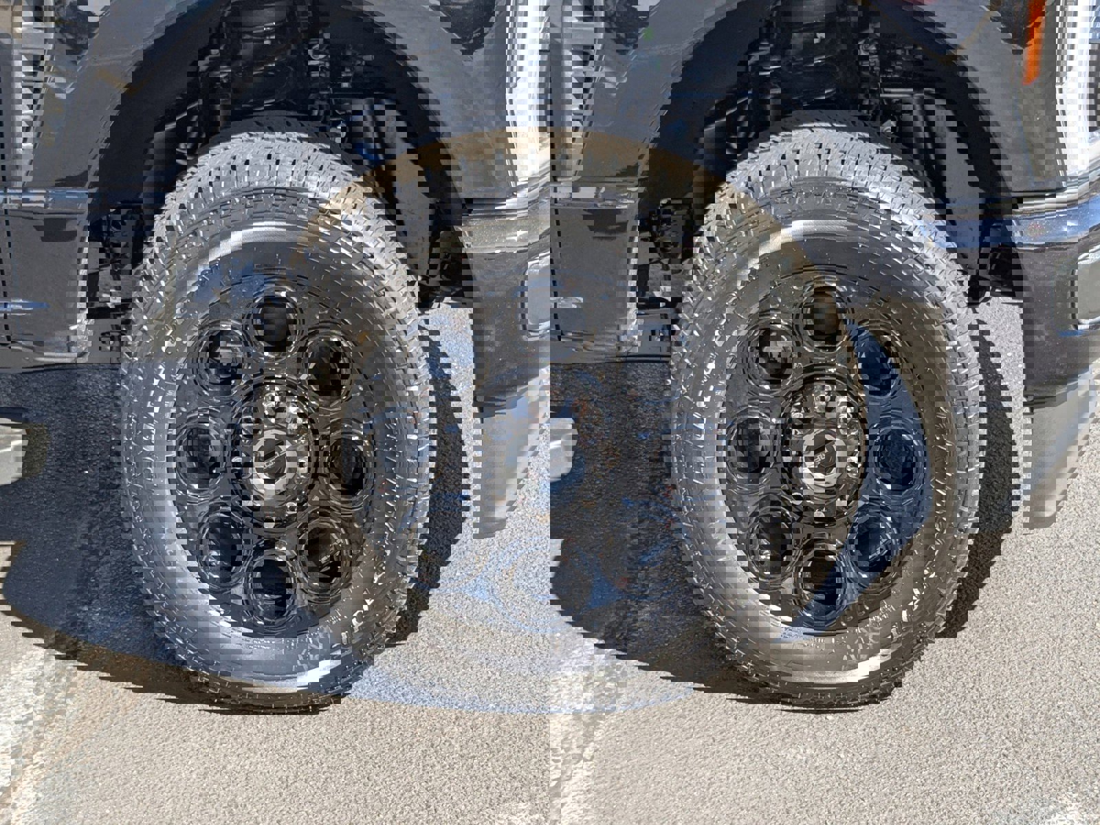 New 2026 Ford F350 XLT w/ XLT Premium Package image 10