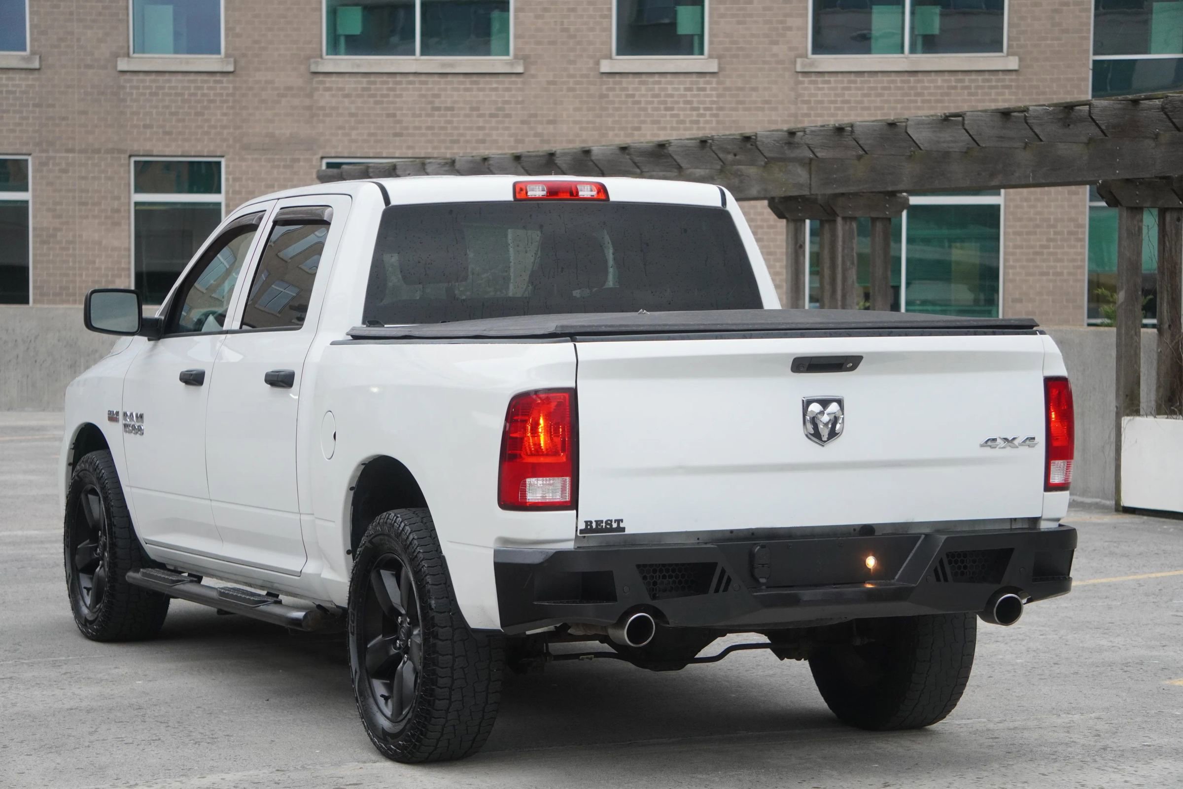 Used 2016 RAM 1500 Express AWD/4WD image 19