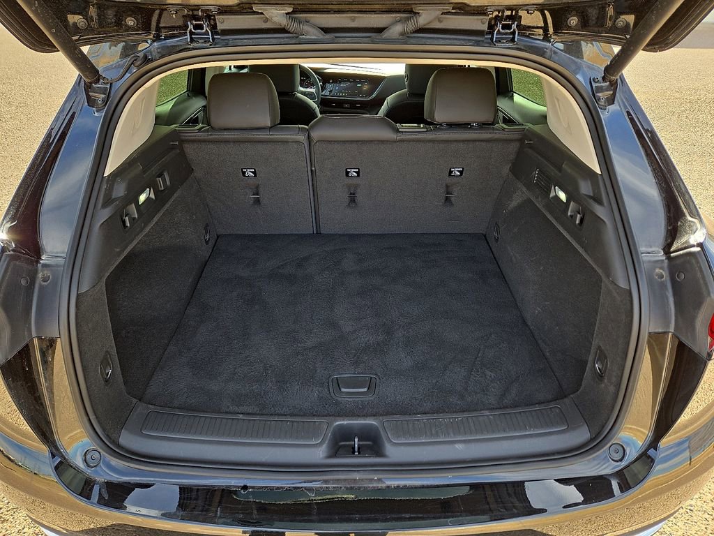 Used 2023 Buick Envision Essence image 13