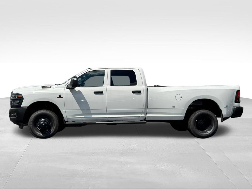 New 2026 RAM 3500 Tradesman AWD/4WD image 4