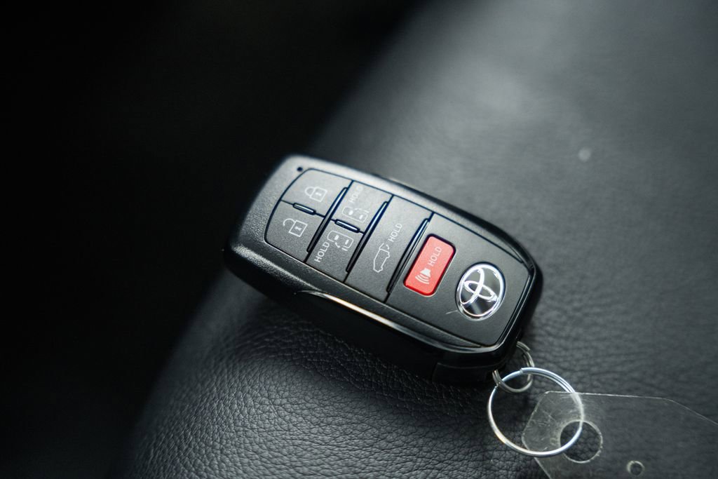 New 2026 Toyota Sienna XLE Woodland Edition image 45