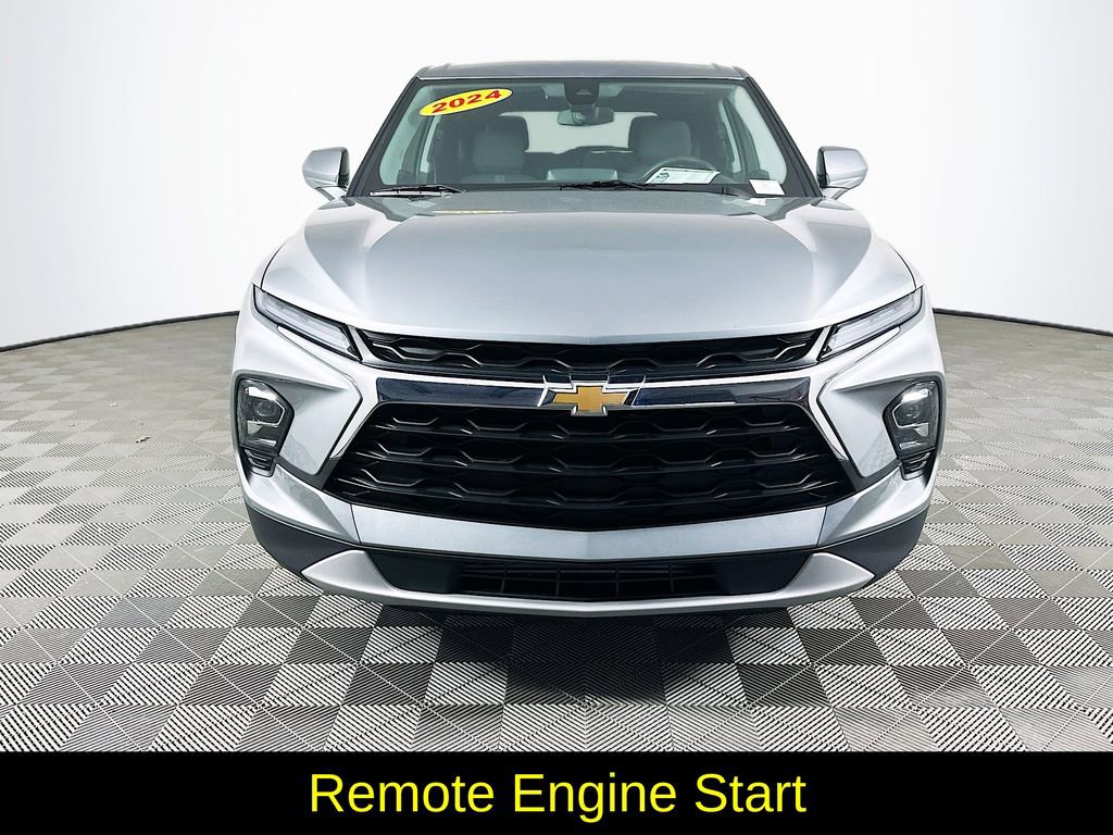 Used 2024 Chevrolet Blazer LT w/ Driver Confidence Package image 4