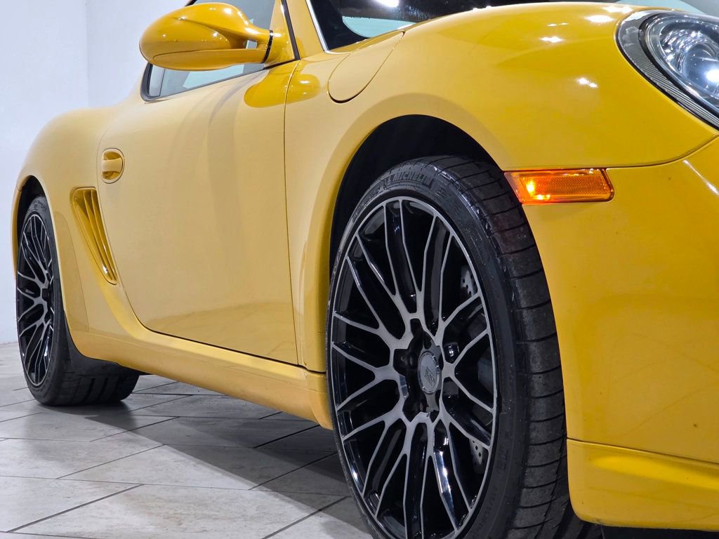 Used 2011 Porsche Cayman RWD image 13