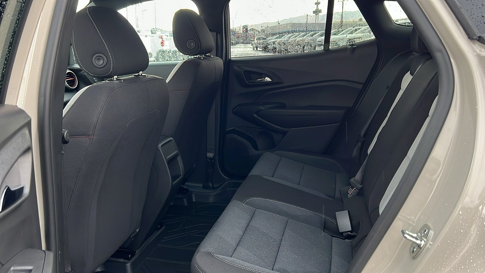 New 2026 Chevrolet Trax RS w/ Sunroof Package FWD image 13
