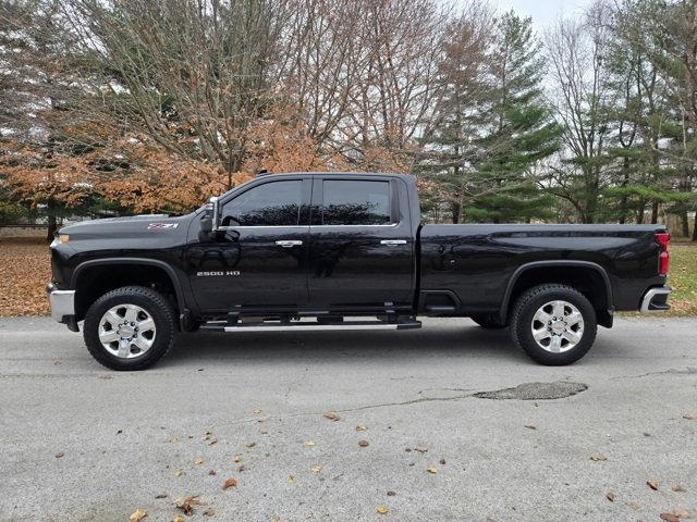 Used 2022 Chevrolet Silverado 2500 LTZ image 3