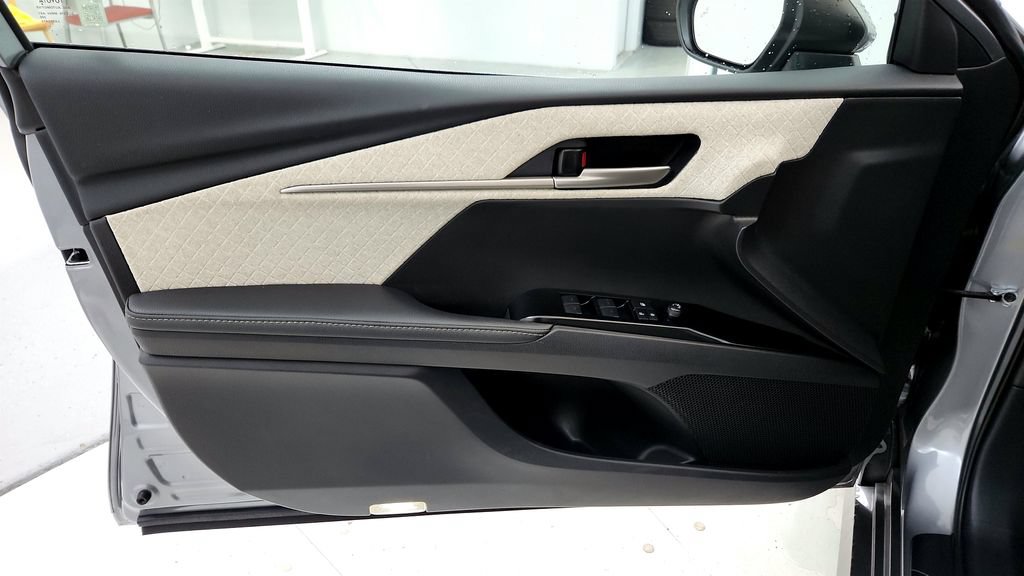 Certified 2025 Toyota Camry XLE AWD/4WD image 19