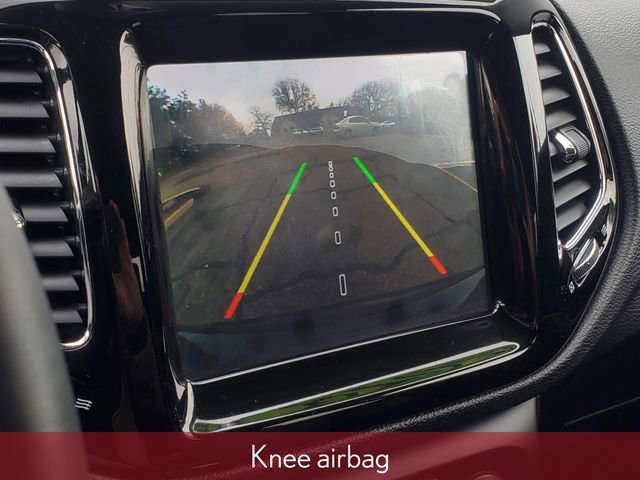 Used 2018 Jeep Compass Limited w/ Navigation Group image 27