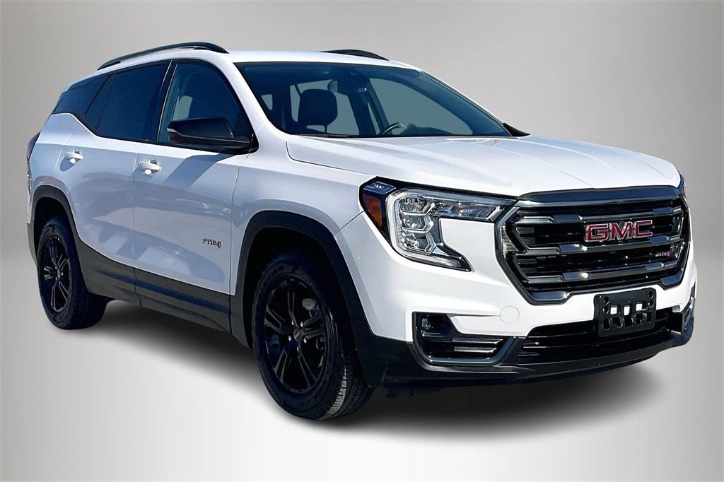 Used 2023 GMC Terrain AT4