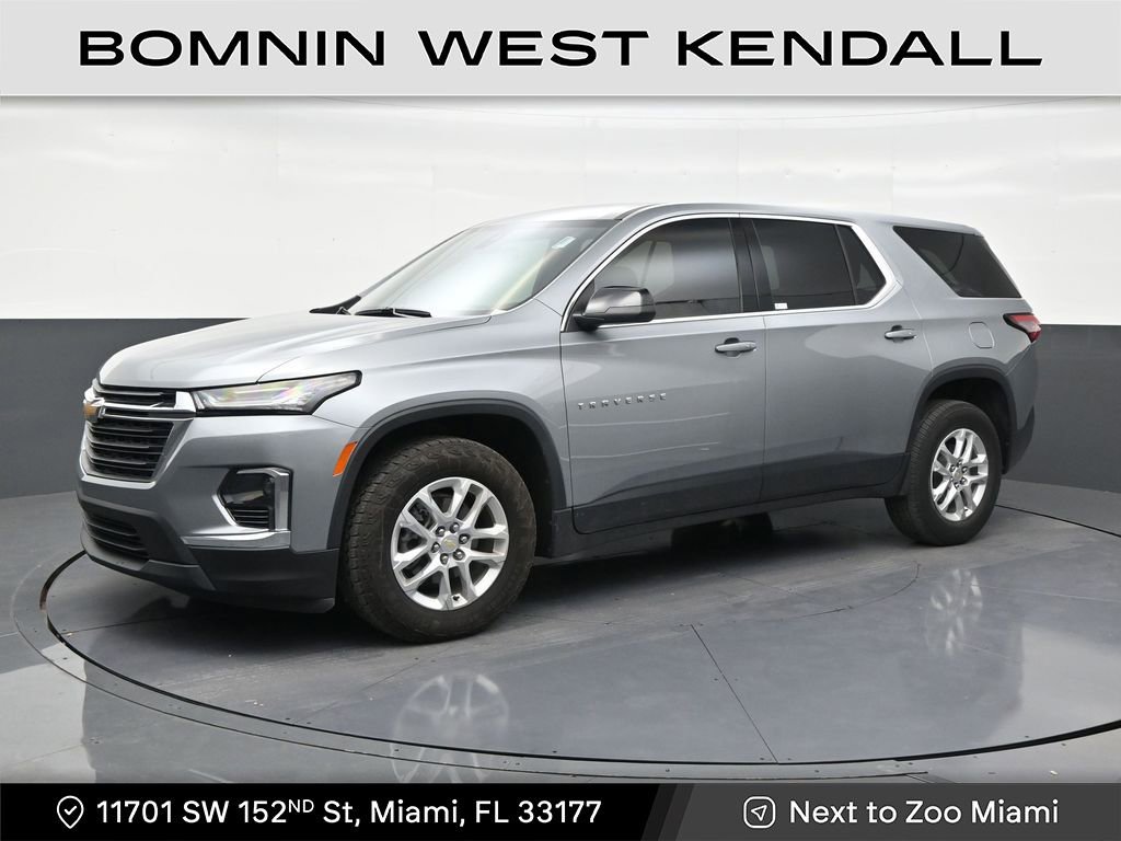 Used 2023 Chevrolet Traverse LS FWD image 1