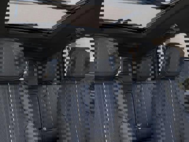 New 2026 Cadillac Vistiq Luxury image 24