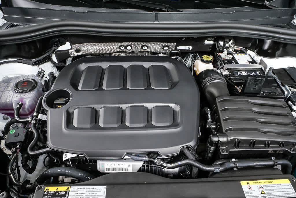 New 2026 Volkswagen Tiguan SE R-Line FWD image 38