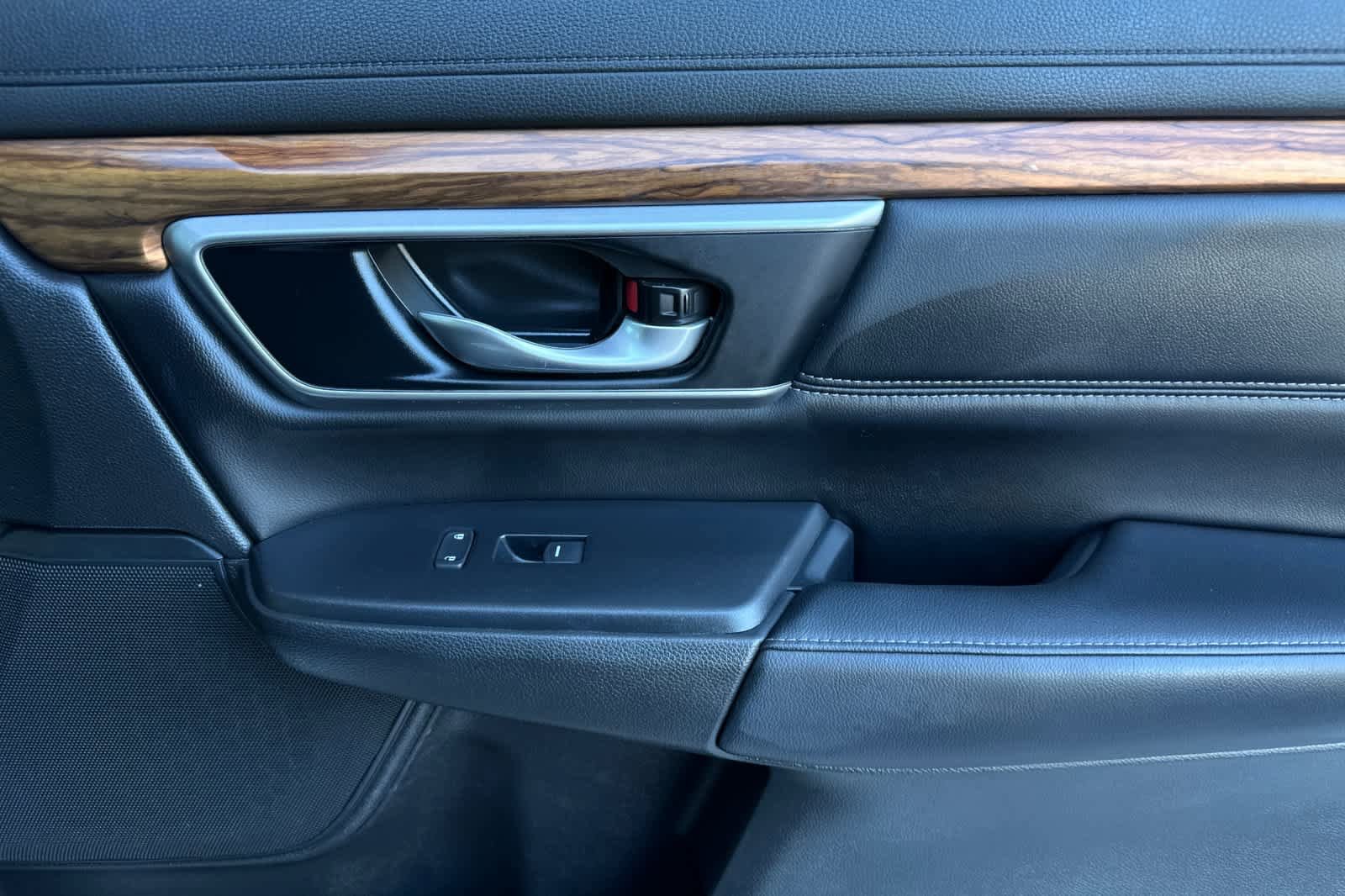 Used 2020 Honda CR-V EX-L image 19