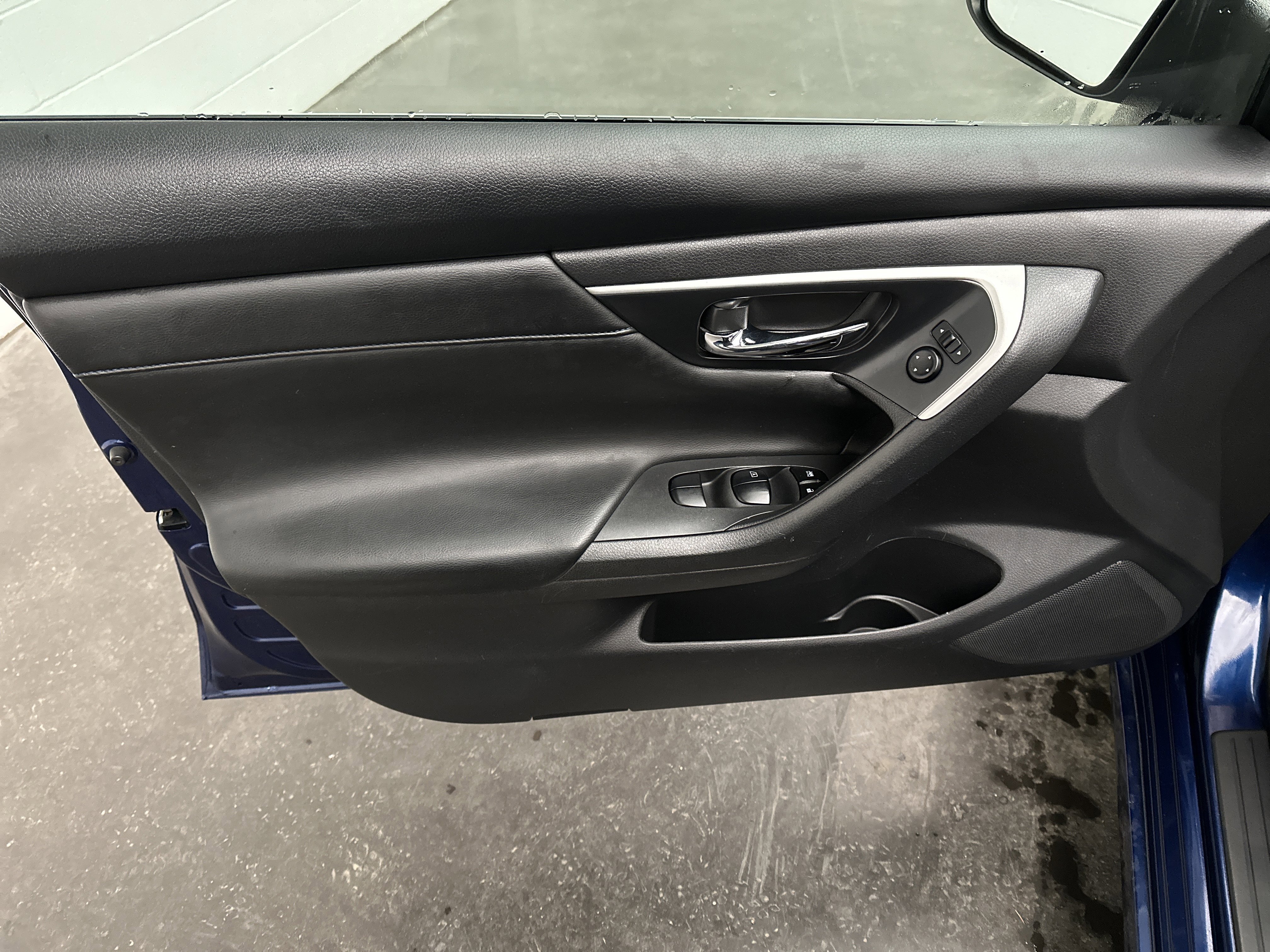 Used 2018 Nissan Altima 2.5 SR image 15