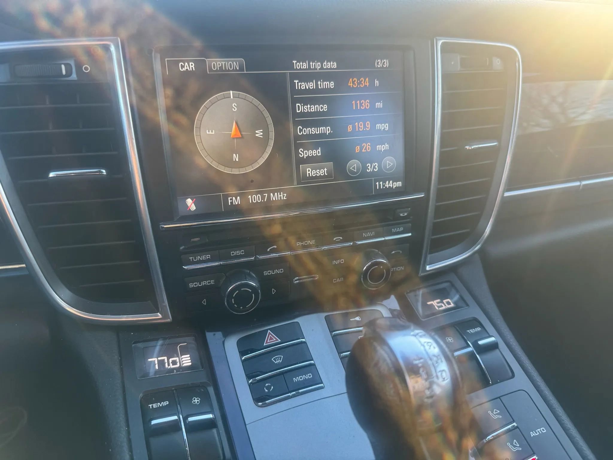 Used 2011 Porsche Panamera 4 image 28