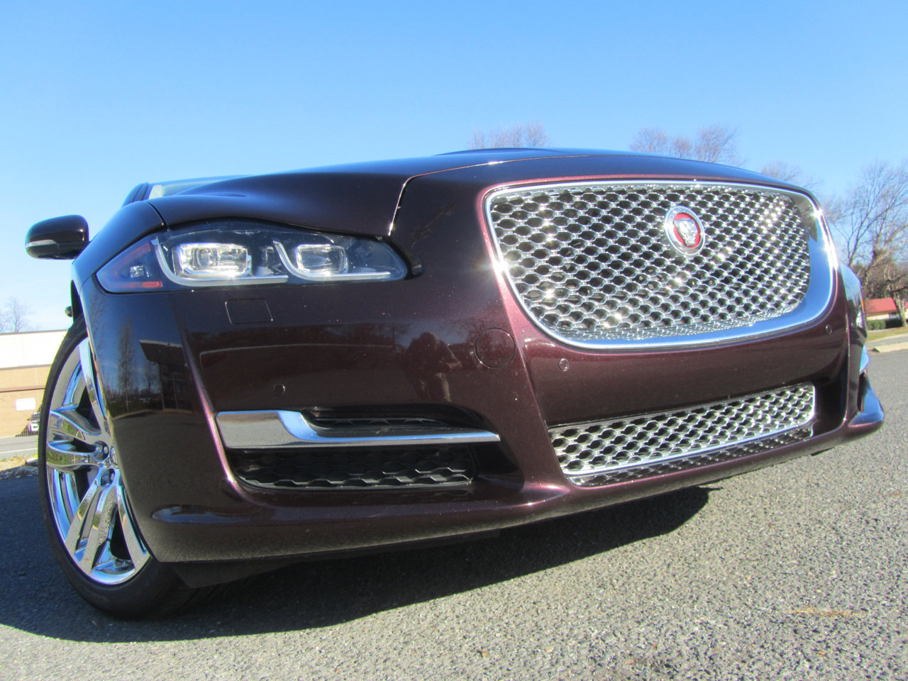 Used 2018 Jaguar XJ L Portfolio image 1
