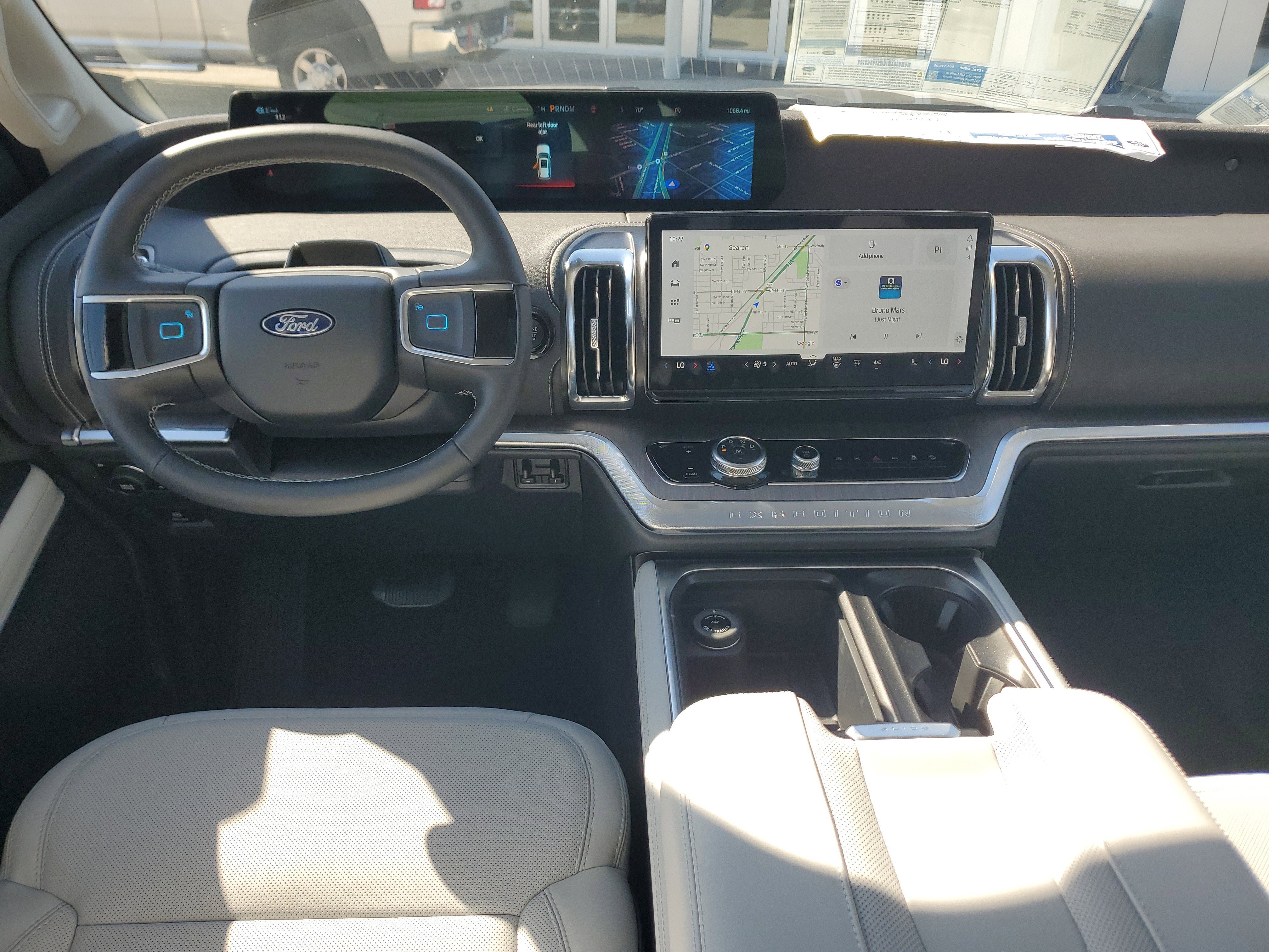 New 2026 Ford Expedition Max Platinum w/ Platinum Ultimate Package AWD/4WD image 16