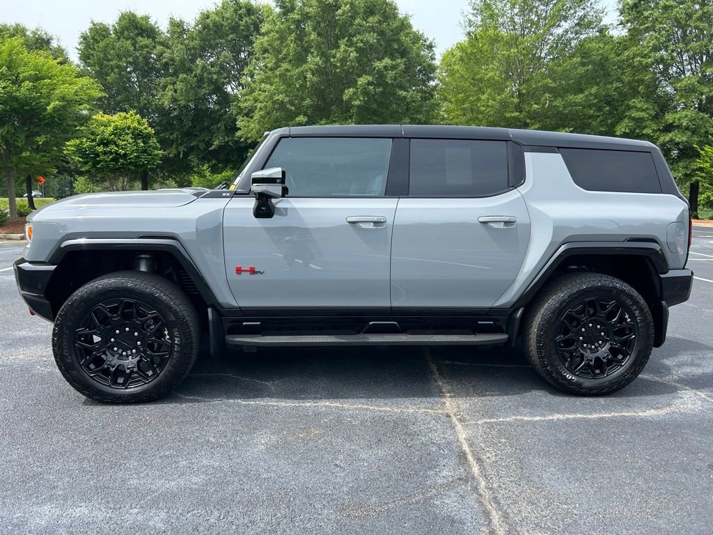 Used 2025 GMC Hummer EV 2X w/ LPO, Sport Package image 6